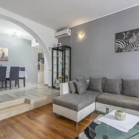 Stylish With Swimming Pool In